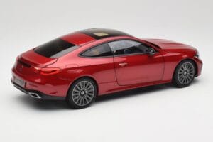 Mercedes CLE クーペ C236 レッド Norev 1:18 B66960596 メタル - 画像 3/8
