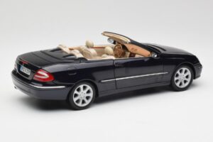 Mercedes CLK 500 W209 カブリオレ ダークブルーメタリック Kyosho 1:18 B66962174 メタル - 画像 4/9