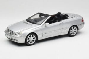 Mercedes CLK 500 カブリオレ Elegance A209 シルバー Kyosho 1:18 B66962172 メタル