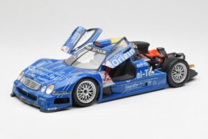 Mercedes CLK GTR #12 Original Teile FIA GT 1999 Maisto 1:18 56036 メタル - 画像 2/7