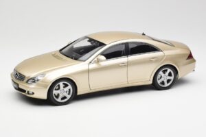Mercedes CLS C219 ライトベージュゴールド Kyosho 1:18 08401LBE メタル