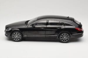 Mercedes CLS Shooting Brake X218 Obsidian Black Norev 1:18 B66960115 メタル - 画像 4/8