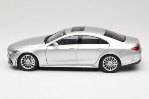 Mercedes CLS C257 シルバー Norev 1:18 183489 メタル - 画像 4/8