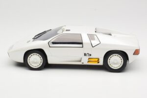 Mercedes CW311 White Metallic BoS Models 1:18 BOS198 レジン - 画像 3/6