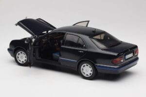 Mercedes E-Class W210 E320 ブラック Sun Star 1:18 1151 メタル - 画像 5/8