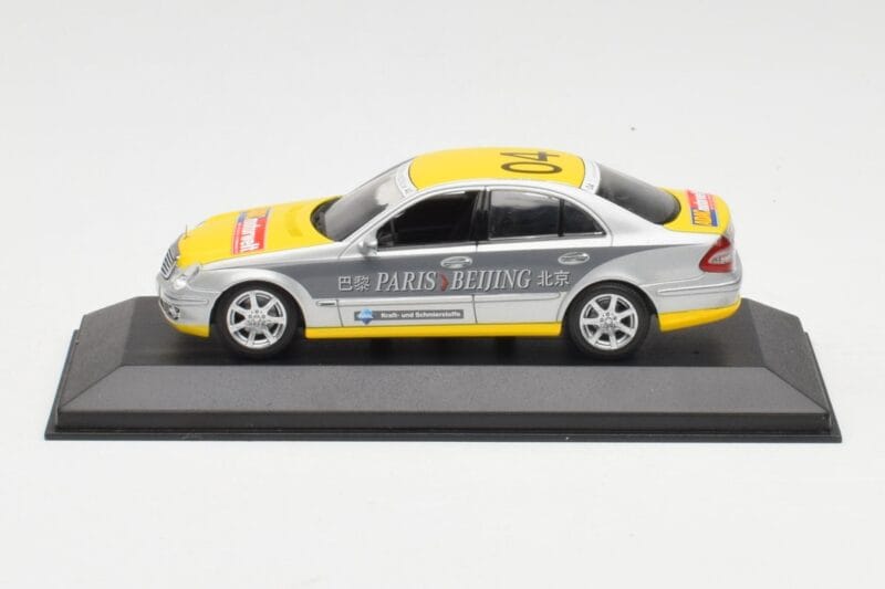 Mercedes E-Class W211 #4 Team ADAC Paris-Beijing 2006 Replacement Box Minichamps 1:43 B66962260-R メタル