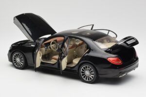 Mercedes E-Class W213 Obsidian ブラック iScale 1:18 B66960380 メタル - 画像 5/8