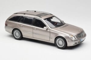 Mercedes E320 CDI W210 エステート Cubanite シルバー Kyosho 1:18 B66962188 メタル - 画像 6/8