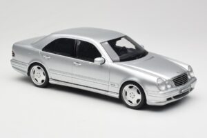 Mercedes E55 AMG W210 Brilliant Silver Otto 1:18 OT459 レジン - 画像 4/6