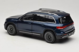 Mercedes EQB ブルー NZG 1:18 B66961280 メタル - 画像 7/8
