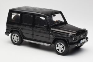 Mercedes G 500 W463 ブラック Dealer Edition AUTOart 1:18 B66962143 メタル - 画像 6/8
