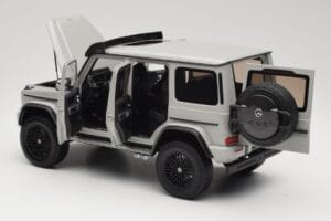 Mercedes G 63 AMG 4x4 Squared Arabian Grey Almost Real 1:18 820829 メタル - 画像 5/8
