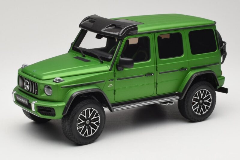Mercedes G 63 AMG 4x4 Squared Green Hell Magno Almost Real 1:18 820821 メタル
