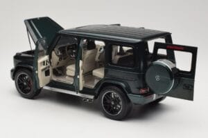 Mercedes G 63 AMG W463 Green Metallic Minichamps 1:18 110037066 メタル - 画像 5/8