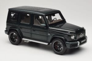 Mercedes G 63 AMG W463 Green Metallic Minichamps 1:18 110037066 メタル - 画像 6/8