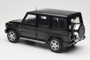 Mercedes G-Class G 500 W463 Smaragd Black Metallic AUTOart 1:18 76101 メタル - 画像 7/8