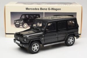 Mercedes G-Class G 500 W463 Smaragd Black Metallic AUTOart 1:18 76101 メタル - 画像 8/8