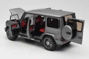 Mercedes G-Class G500 W463A Designo Platinum Magno Minichamps 1:18 B66960811 メタル - 画像 5/8