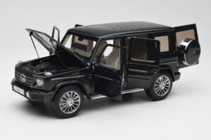 Mercedes G-Class G500 W463A Emerald Green Minichamps 1:18 B66960810 メタル - 画像 2/8