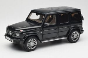 Mercedes G-Class G500 W463A Emerald Green Minichamps 1:18 B66960810 メタル