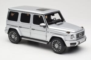 Mercedes G-Class G 500 W463A Iridium Silver Metallic Minichamps 1:18 113037112 メタル - 画像 6/8