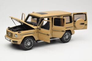 Mercedes G-Class G 500 W463A Solarbeam Yellow Metallic Minichamps 1:18 113037108 メタル - 画像 2/8