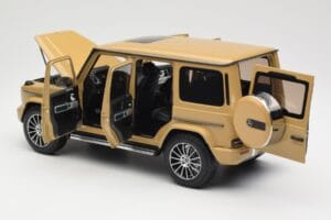 Mercedes G-Class G 500 W463A Solarbeam Yellow Metallic Minichamps 1:18 113037108 メタル - 画像 5/8