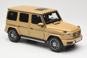 Mercedes G-Class G 500 W463A Solarbeam Yellow Metallic Minichamps 1:18 113037108 メタル - 画像 6/8