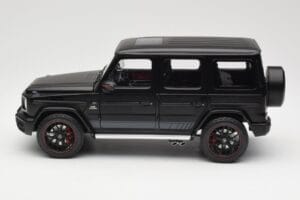 Mercedes G-Class G63 AMG W463A Matt Black Minichamps 1:18 110037064 メタル - 画像 4/8