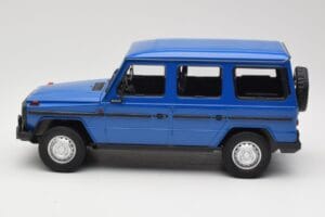 Mercedes G-Class W460 LWB ダークブルー Minichamps 1:18 155038100 メタル - 画像 3/6