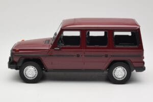 Mercedes G-Class W460 LWB ダークレッド Minichamps 1:18 155038102 メタル - 画像 3/6