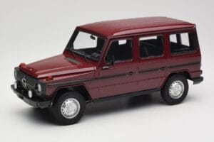 Mercedes G-Class W460 LWB ダークレッド Minichamps 1:18 155038102 メタル