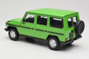Mercedes G-Class W460 LWB グリーン Minichamps 1:18 155038101 メタル - 画像 5/6