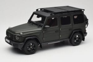 Mercedes G-Class W465 オリーブ Norev 1:18 B66960662 メタル