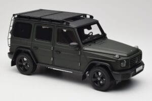 Mercedes G-Class W465 オリーブ Norev 1:18 B66960662 メタル - 画像 6/8