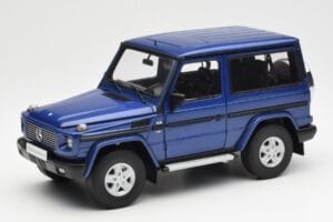 Mercedes G500 W463 SWB ブルー AUTOart 1:18 76114 メタル