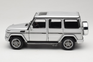 Mercedes G55 AMG W463 シルバー AUTOart 1:18 76247 メタル - 画像 4/8