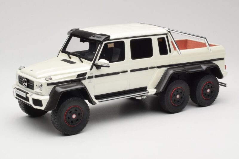 Mercedes AMG G63 6x6 W463 ホワイト GT Spirit 1:18 GT100 レジン
