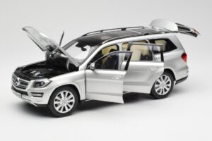 Mercedes GL-Class X166 イリジウムシルバー Metallic Norev 1:18 B66960097 メタル - 画像 2/8