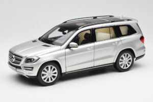 Mercedes GL-Class X166 イリジウムシルバー Metallic Norev 1:18 B66960097 メタル