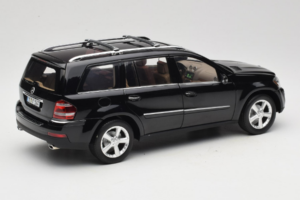 Mercedes GL X164 Obsidian Black Minichamps 1:18 B66962334 メタル - 画像 3/8