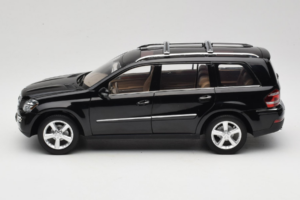 Mercedes GL X164 Obsidian Black Minichamps 1:18 B66962334 メタル - 画像 4/8
