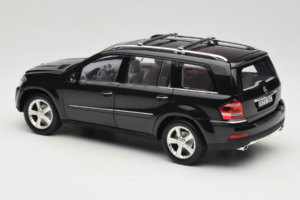 Mercedes GL X164 Period Brown Minichamps 1:18 B66962336 メタル - 画像 7/8