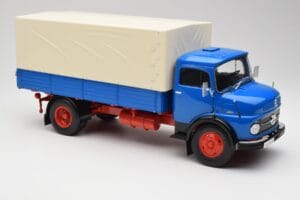 Mercedes L911 ブルー Schuco 1:18 450044800 メタル - 画像 6/8