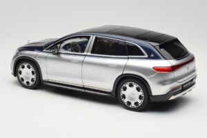 Mercedes Maybach EQS 680 V297 ブルー NZG 1:18 1060/23 メタル - 画像 7/8