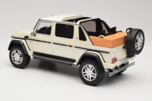 Mercedes Maybach G650 Landaulet W463 ホワイト Schuco 1:18 450017800 メタル - 画像 5/6