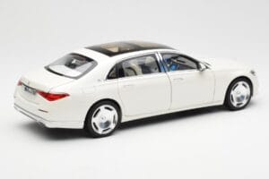 Mercedes Maybach S680 4Matic X223 ダイヤモンドホワイト Norev 1:18 183918 メタル - 画像 3/8