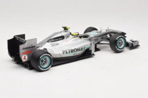 Mercedes MGP W01 #4 N. Rosberg Mercedes GP 2010 Minichamps 1:18 110100004 メタル - 画像 2/7
