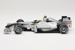 Mercedes MGP W01 #4 N. Rosberg Mercedes GP Showcar 2010 Minichamps 1:18 150100074 メタル - 画像 3/7