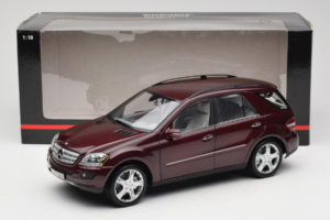 Mercedes ML W164 Red Metallic Minichamps 1:18 150034500 メタル - 画像 8/8